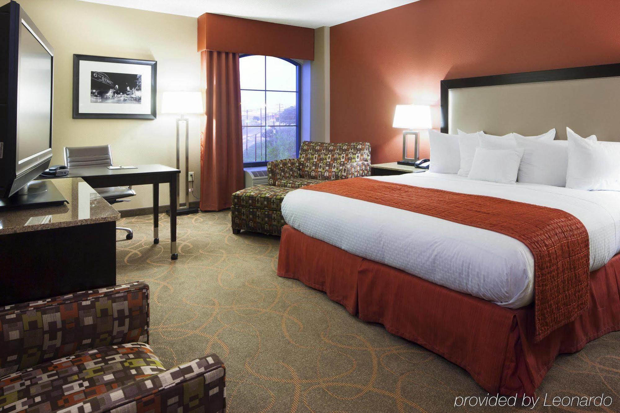 Doubletree By Hilton Austin-University Area Extérieur photo